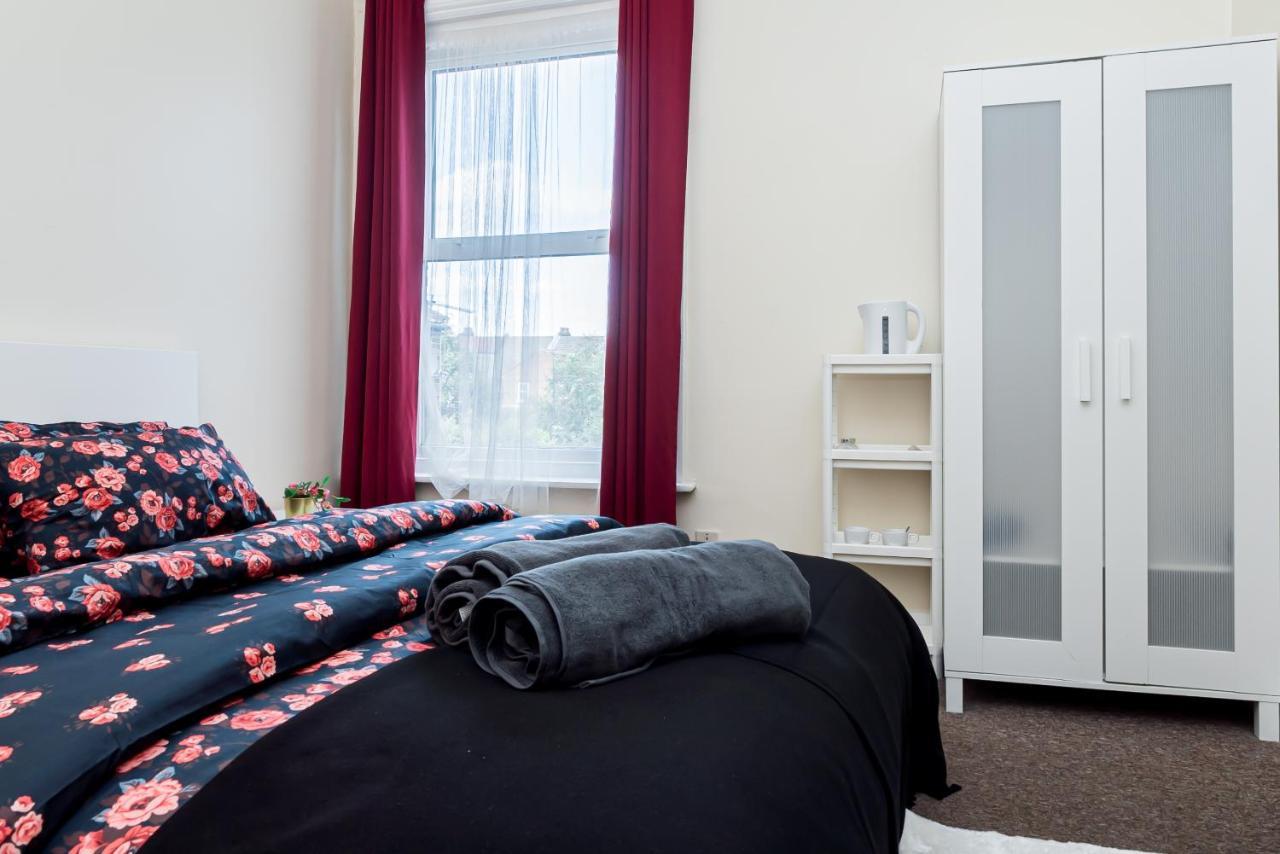 Shirley House 1, Guest House, Self Catering, Self Check In With Smart Locks, Use Of Fully Equipped Kitchen, Walking Distance To Southampton Central, Excellent Transport Links, Ideal For Longer Stays Exteriér fotografie